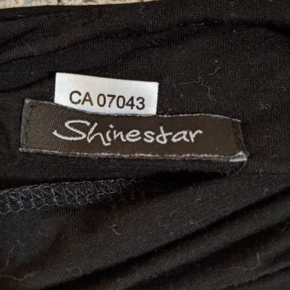 Short Sleeve Bodysuit - Small ๐ค - Picture 6 of 6